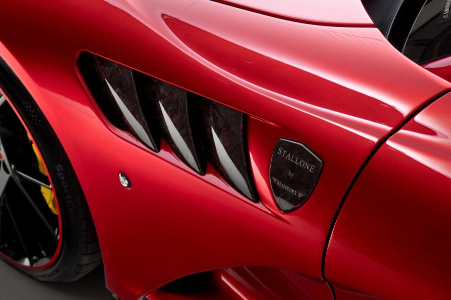 Детали экстерьера Ferrari 812 Superfast Stallone by Mansory 2018 года  (фото 2 из 12)
